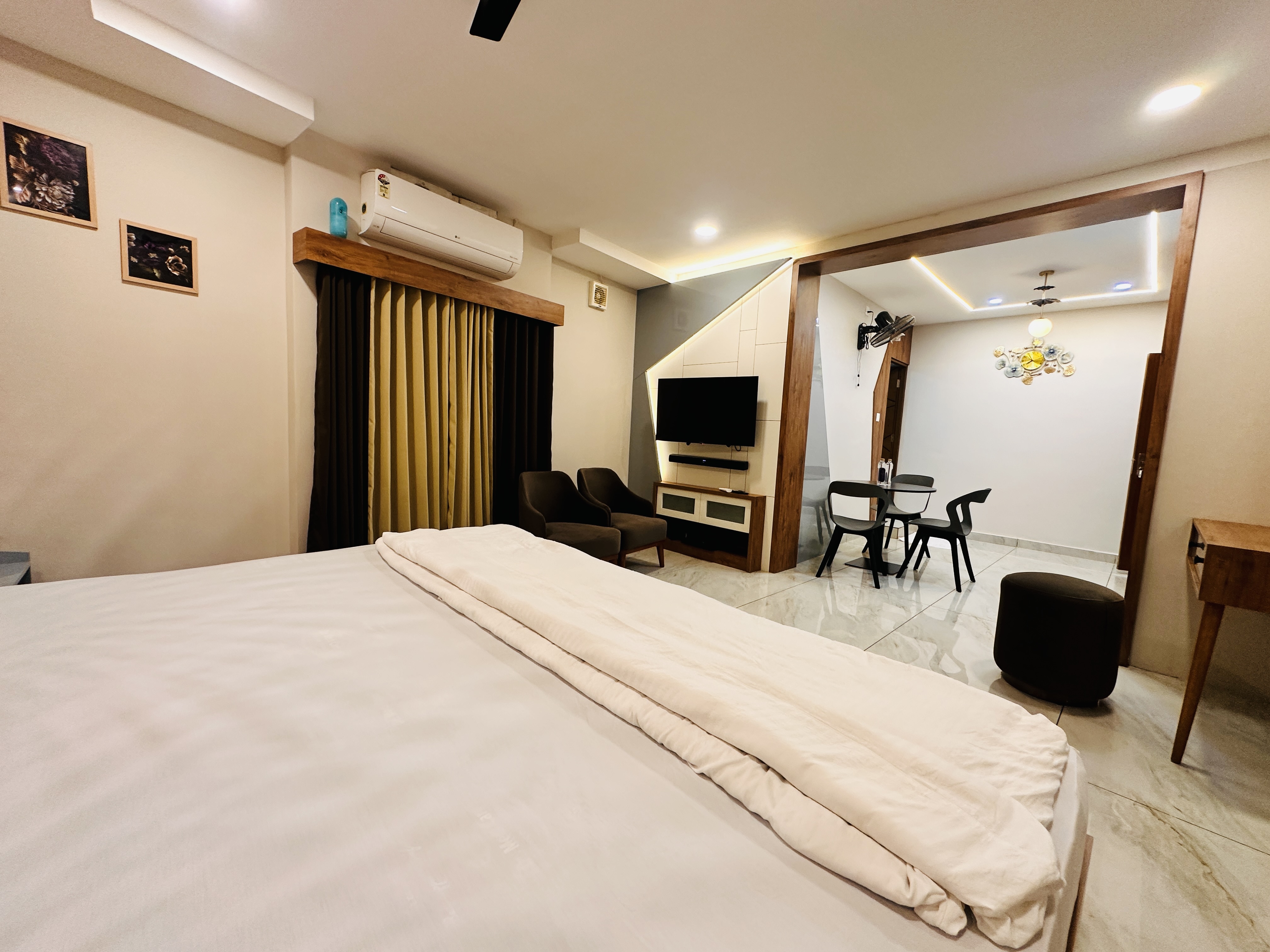 Suite Room
